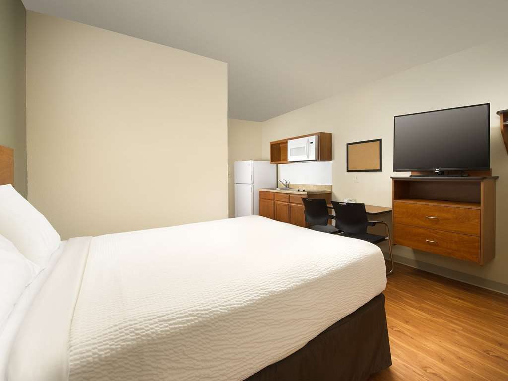 Extended Stay America Select Suites - Wichita - North Room photo