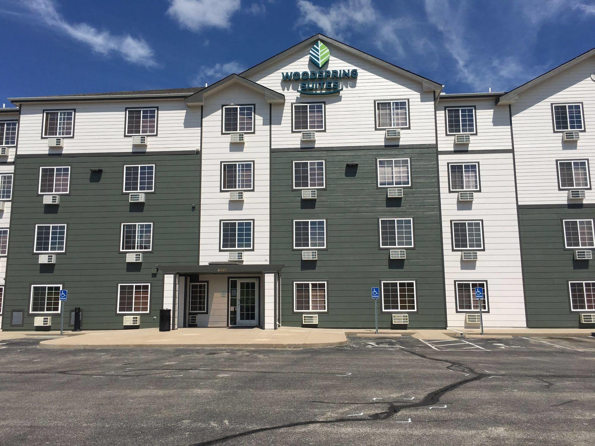 Extended Stay America Select Suites - Wichita - North Exterior photo